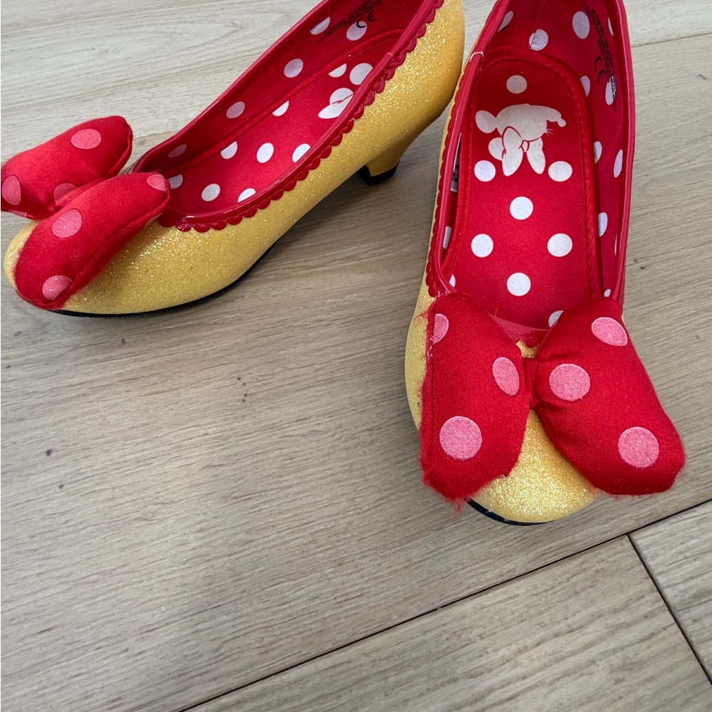 Disney Minnie Yellow and Red Polka Dot Shoes 11/12 - Picture 11 of 14